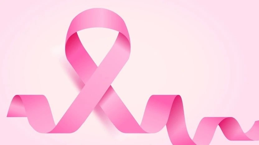 С 2 по 8 октября Неделя борьбы с раком молочной железы (в честь месяца борьбы с раком молочной железы).