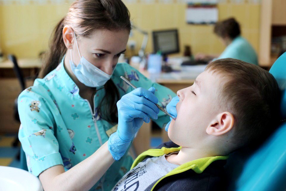 Сегодня 6 марта отмечается профессиональный праздник стоматологов — Международный день зубного врача